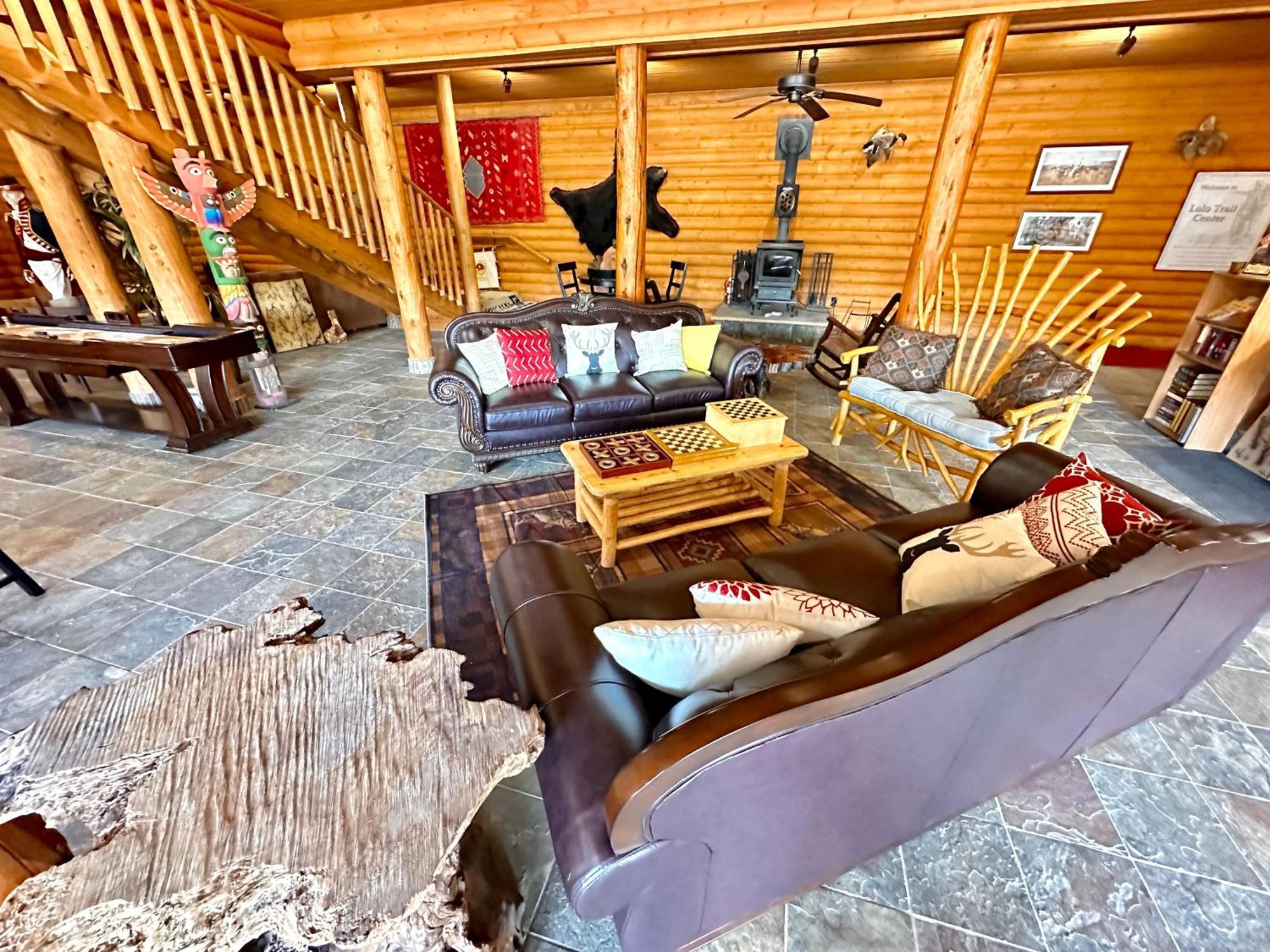 The Lodge At Lolo Hot Springs Екстер'єр фото