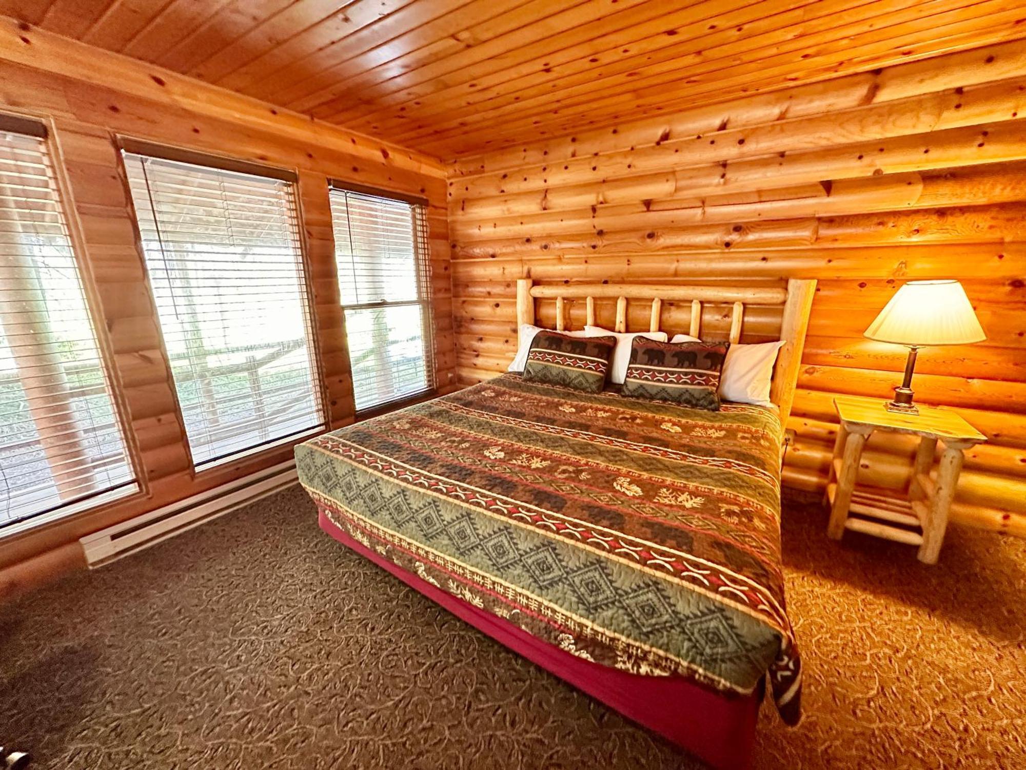 The Lodge At Lolo Hot Springs Екстер'єр фото